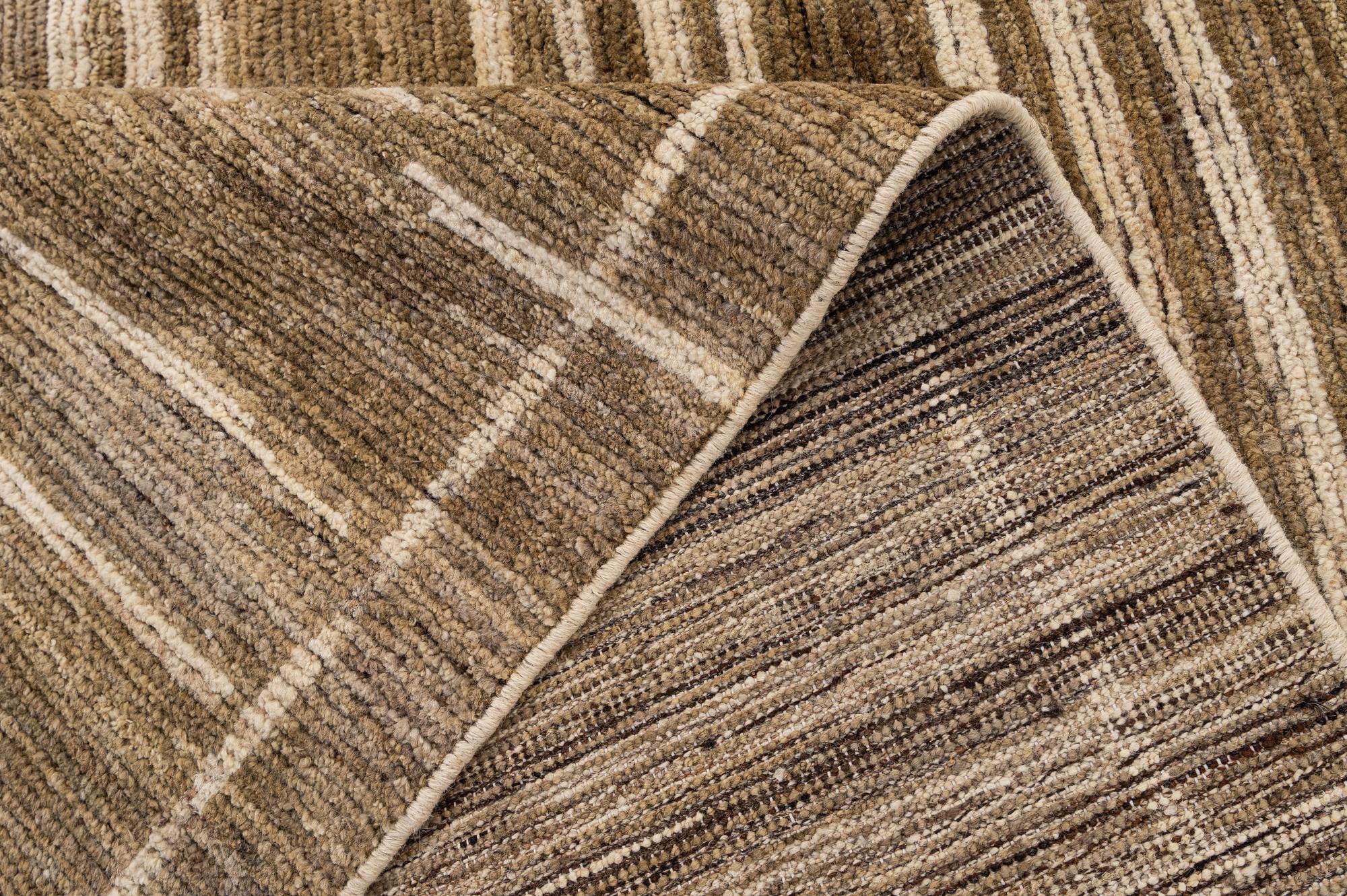 8' 1 x 9' 9 Hand Knotted Darya Wool Rug