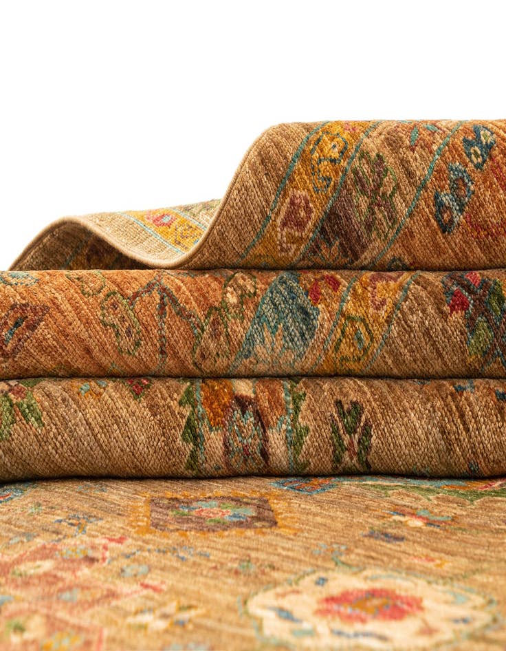 Detail image of 7' 11 x 10' 6  Hand Knotted Ariana Rug