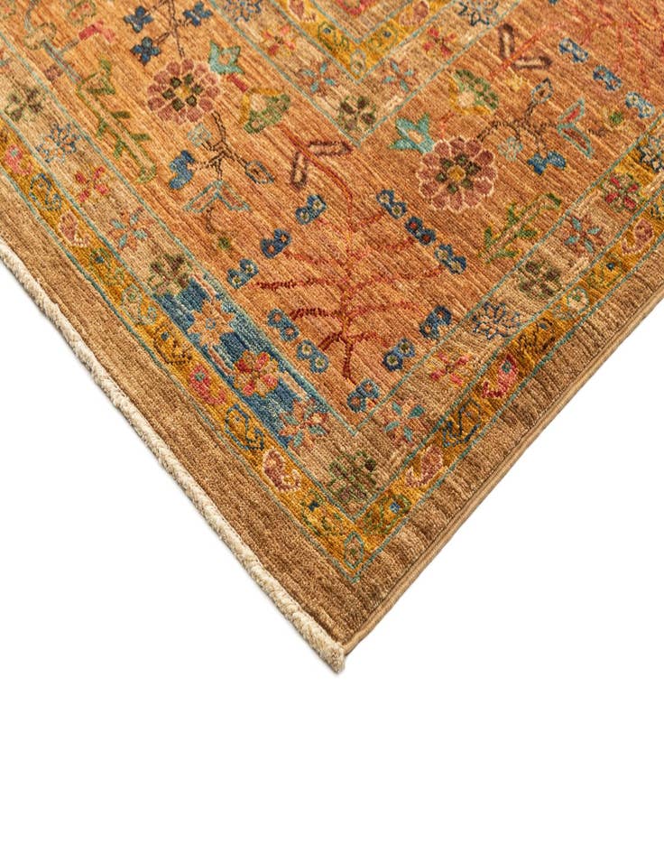 Detail image of 7' 11 x 10' 6  Hand Knotted Ariana Rug