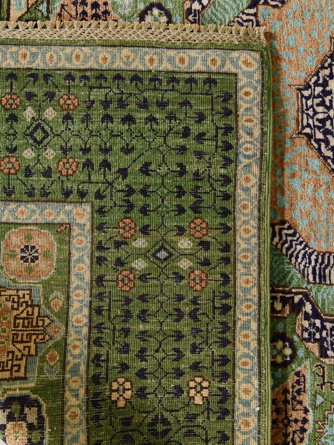 155cm x 200cm Hand Knotted Mamluk Ziegler Rug