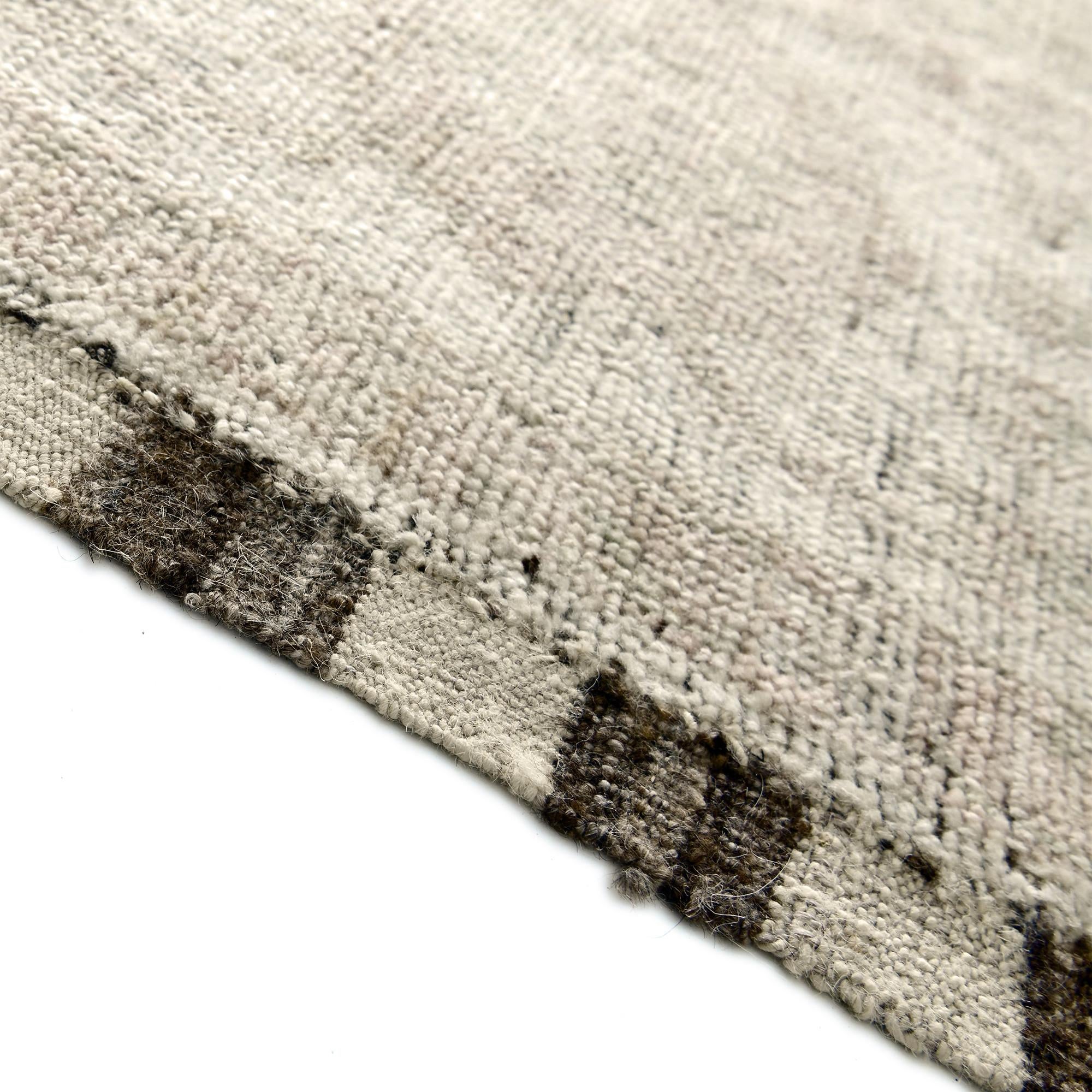 285cm x 380cm Hand Knotted Oushak Wool Rug