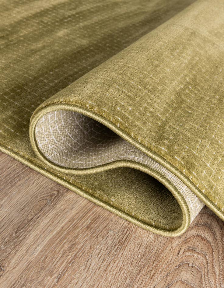 Detail image of 2' x 6' Aakaar Runner Rug