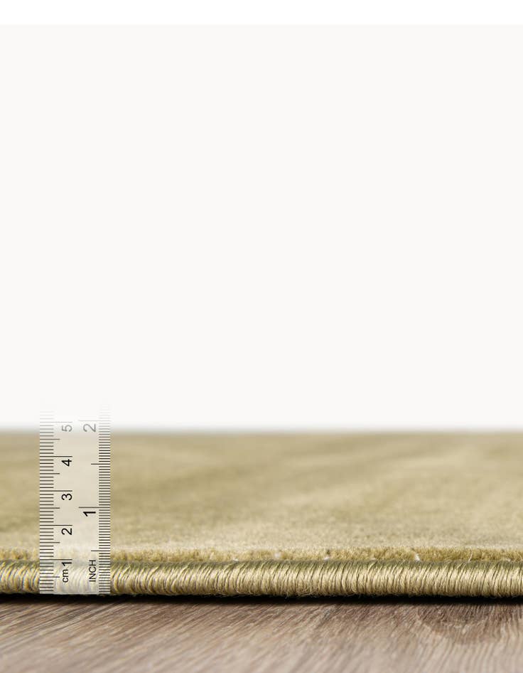 Detail image of 2' x 6' Aakaar Runner Rug