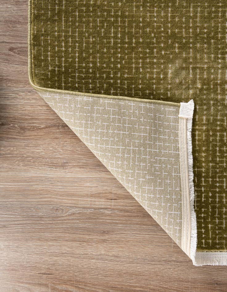 Detail image of 2' x 6' Aakaar Runner Rug