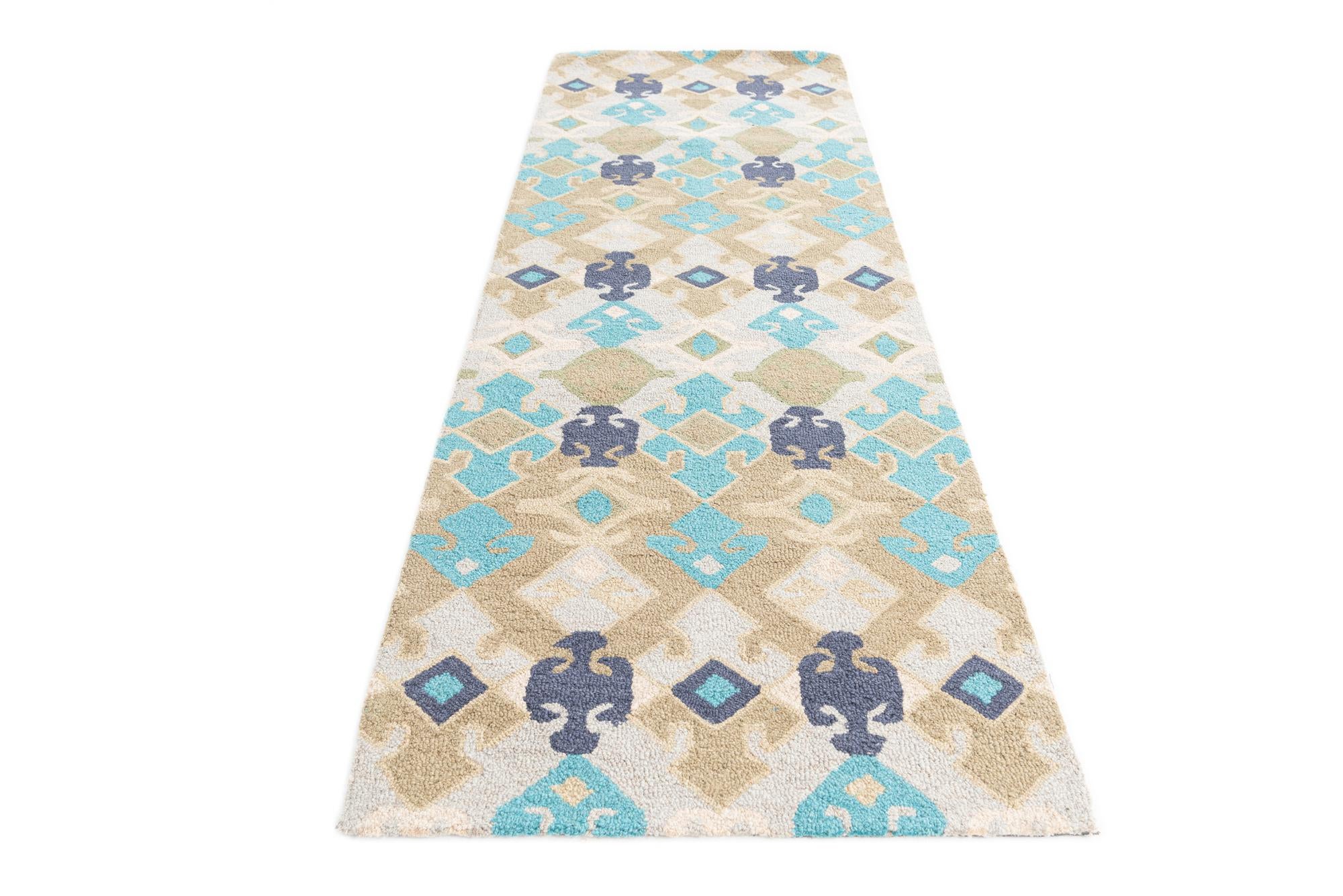 2' 7 x 8' Luna Runner Rug