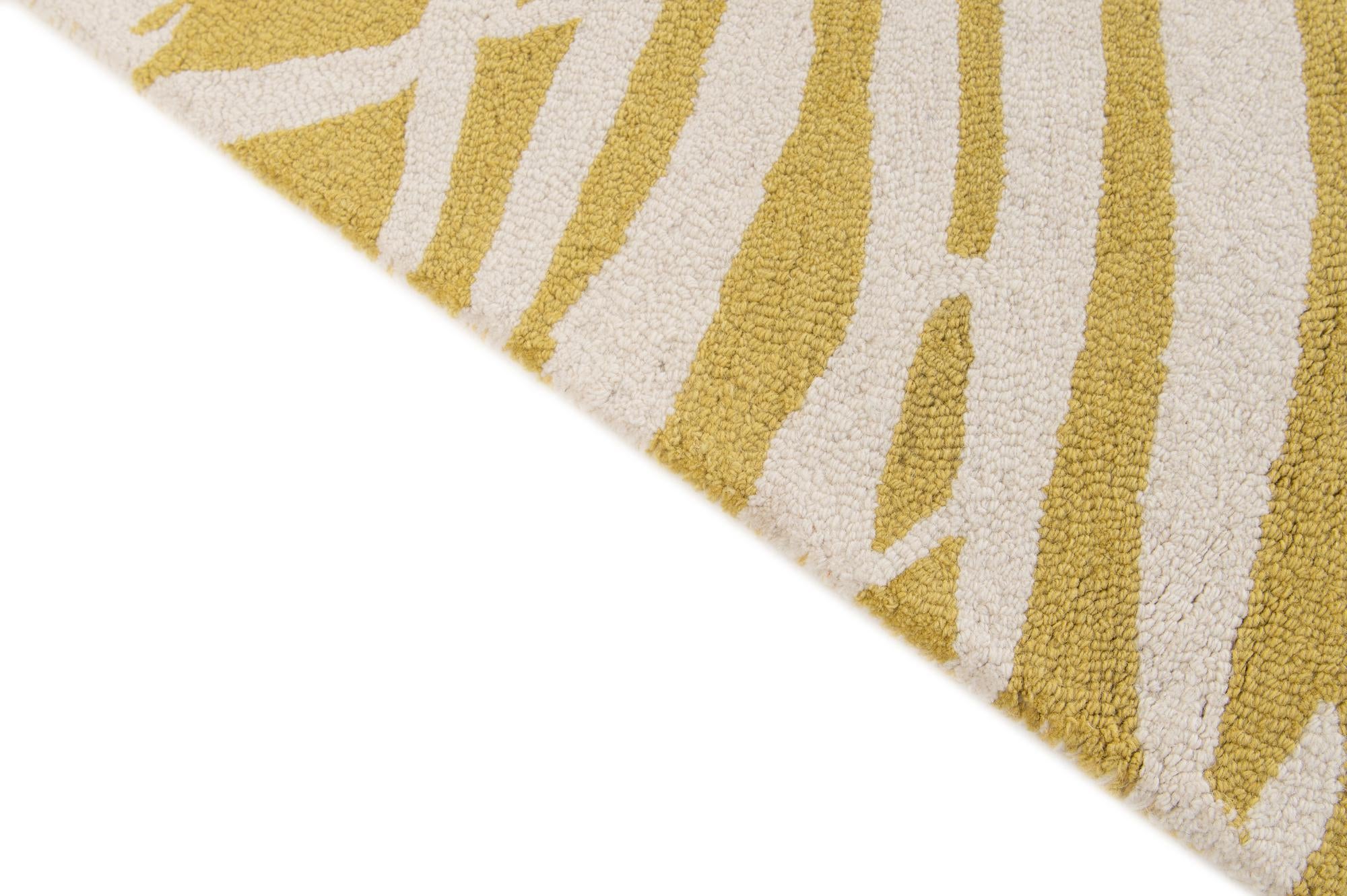 4' x 6' Agra Wool Rug