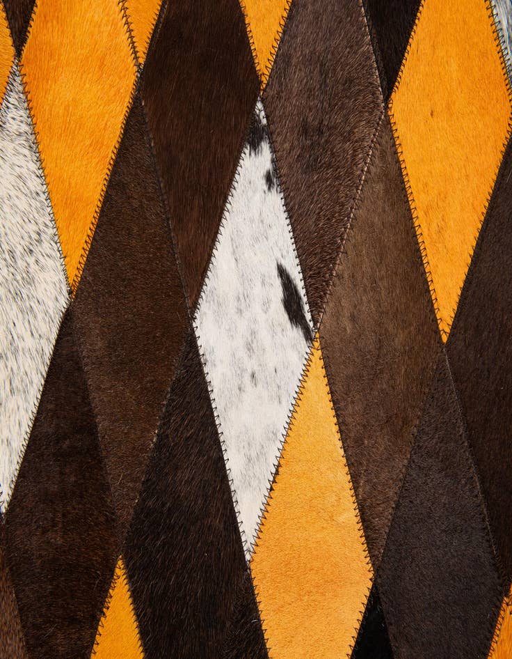Detail image of 5' x 7' 11 Cowhide Stocks Rug