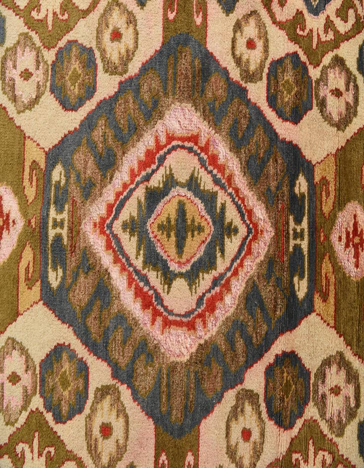 Detail image of 8' x 10' 1 Hand Knotted Darya Rug