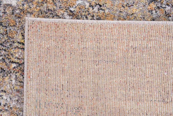 Detail image of 5' 3 x 7' 7 Deepa Rug