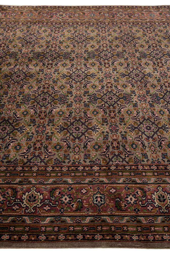 6' 7 x 9' 10 Hand Knotted Farahan Wool Rug