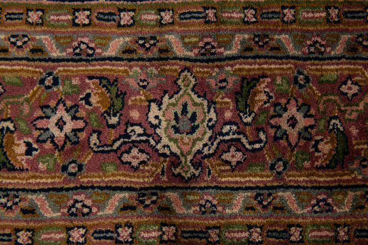 6' 7 x 9' 10 Hand Knotted Farahan Wool Rug