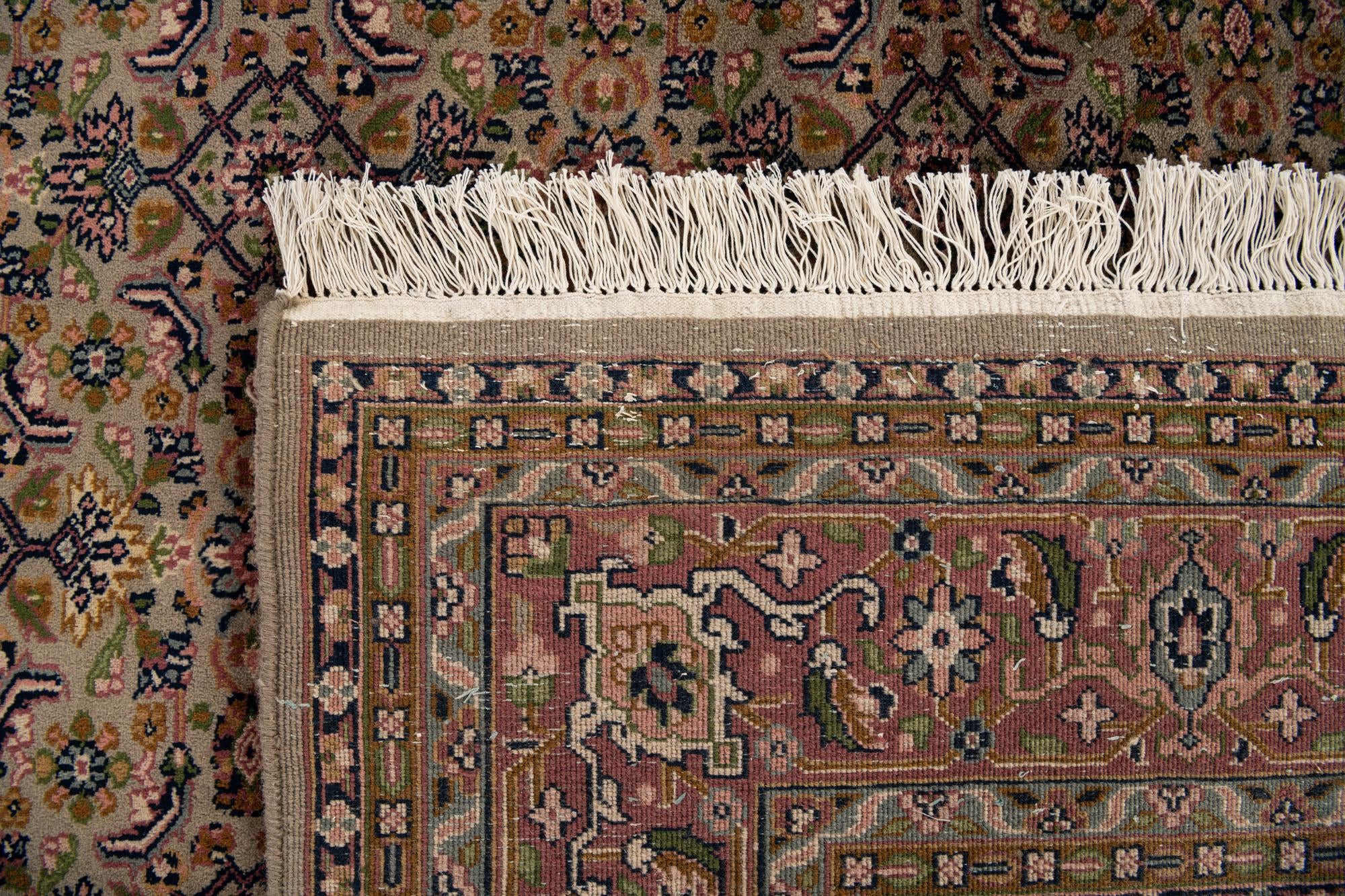 6' 7 x 9' 10 Hand Knotted Farahan Wool Rug