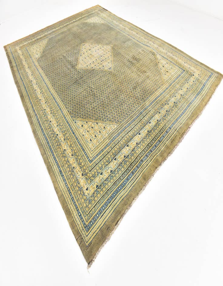 Detail image of 10' 5 x 14' 3 Hand Knotted Farahan Persian Wool Rug