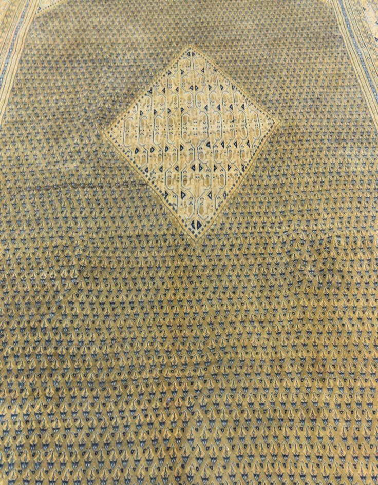 Detail image of 10' 5 x 14' 3 Hand Knotted Farahan Persian Wool Rug