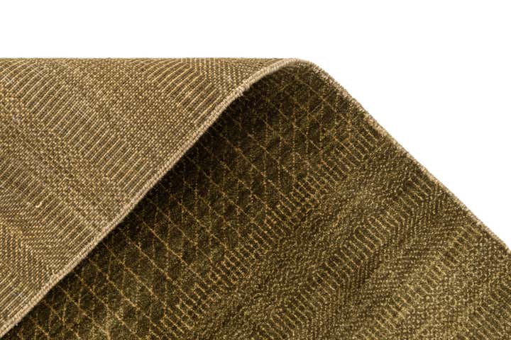 2' 6 x 4' 8 Hand Knotted Gabbeh Wool Rug