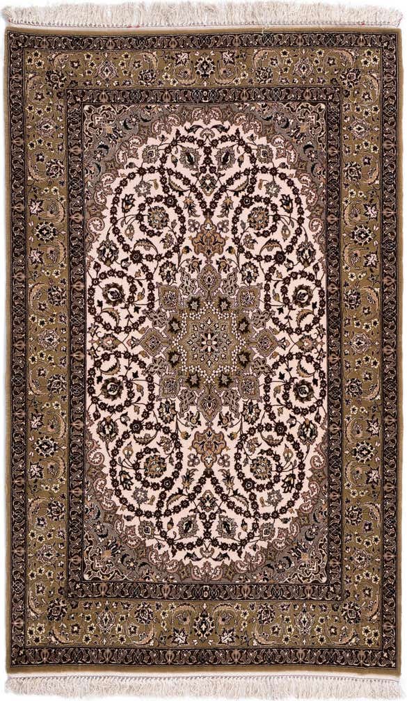 3' 6 x 5' 9 Isfahan Rug
