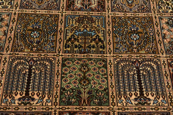 4' 7 x 6' 9 Hand Knotted Kashmir Oriental Wool Rug