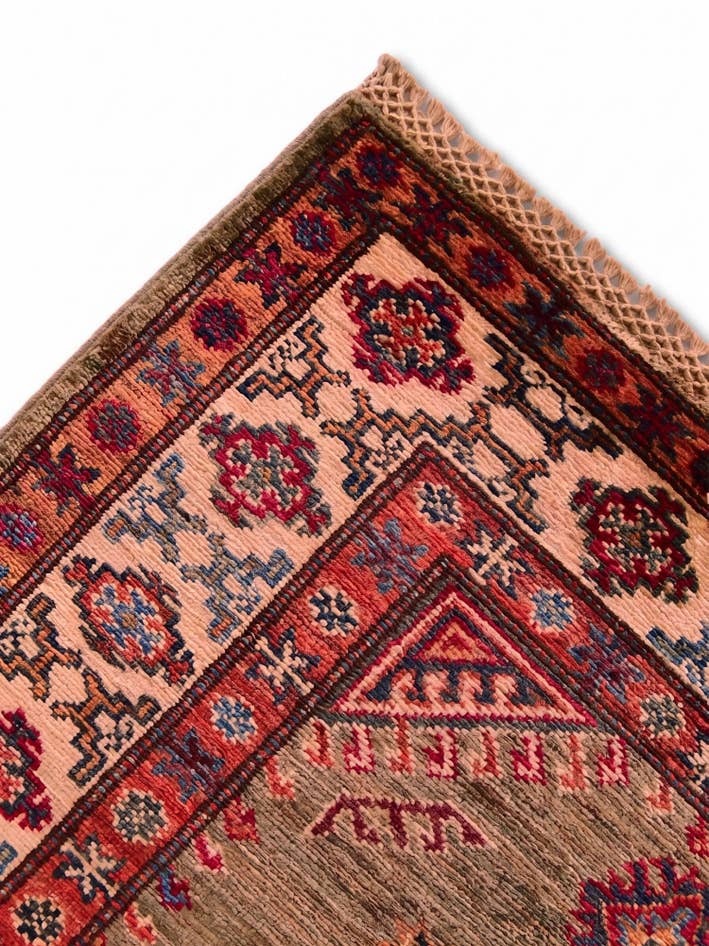 Detail image of 3' 6 x 5' 2 Hand Knotted Kazak Rug