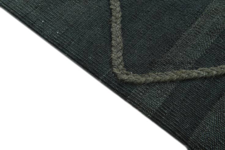 Detail image of 4' 4 x 6' Hand Woven Kilim Modern Wool Rug