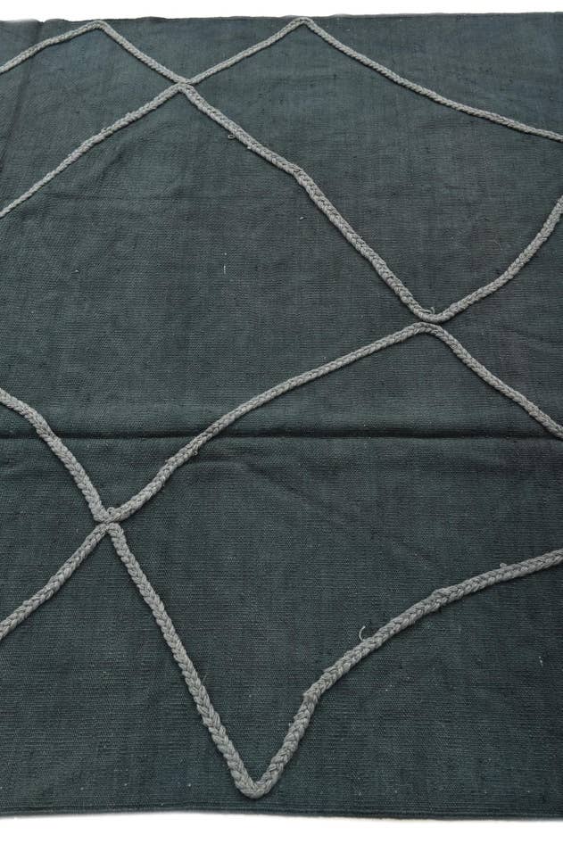 Detail image of 5' 5 x 8' 2 Hand Woven Kilim Modern Wool Rug