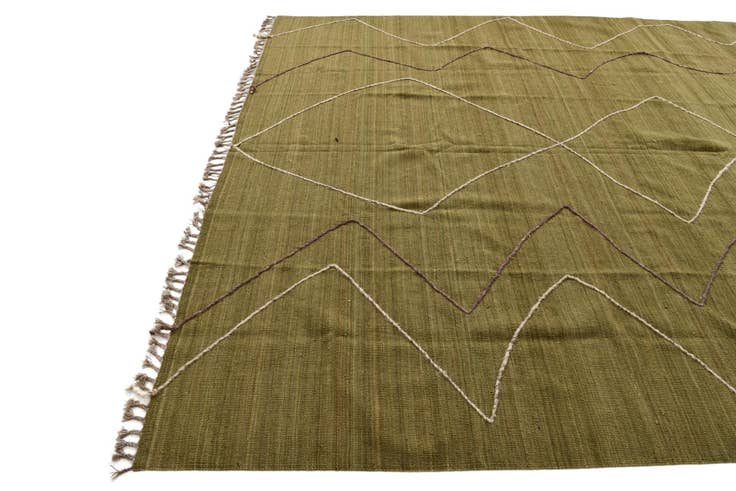 Detail image of 8' 4 x 10' 1 Hand Woven Kilim Modern Wool Rug