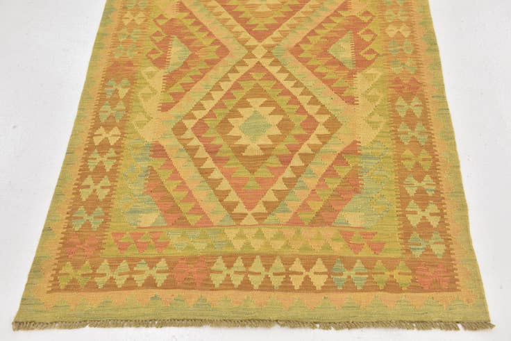 Detail image of 3' 2 x 5' Hand Woven Kilim Waziri Wool Rug