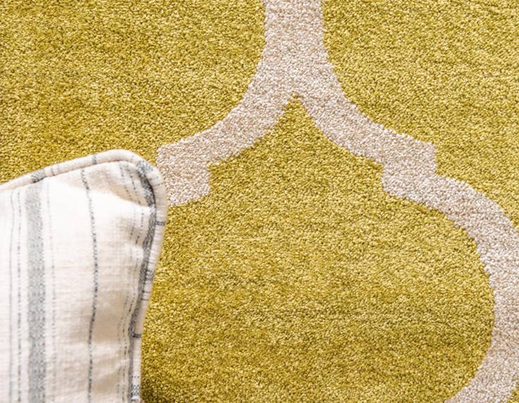 Detail image of 8' x 10' Lattice Rug