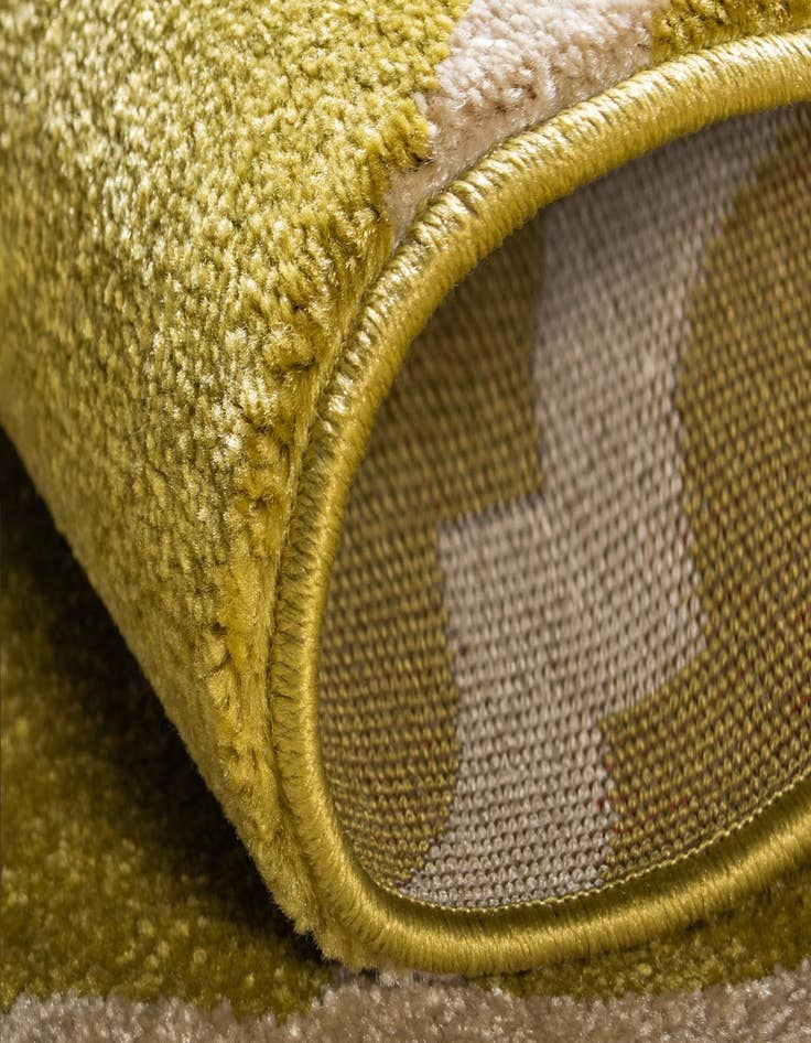 Detail image of 8' x 10' Lattice Rug