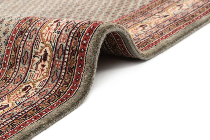 Detail image of 5' 10 x 7' 9 Hand Knotted Mir Wool Rug
