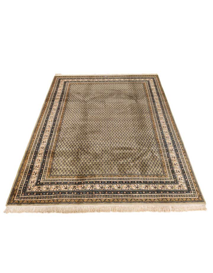 6' 7 x 9' 9 Hand Knotted Mir Wool Rug