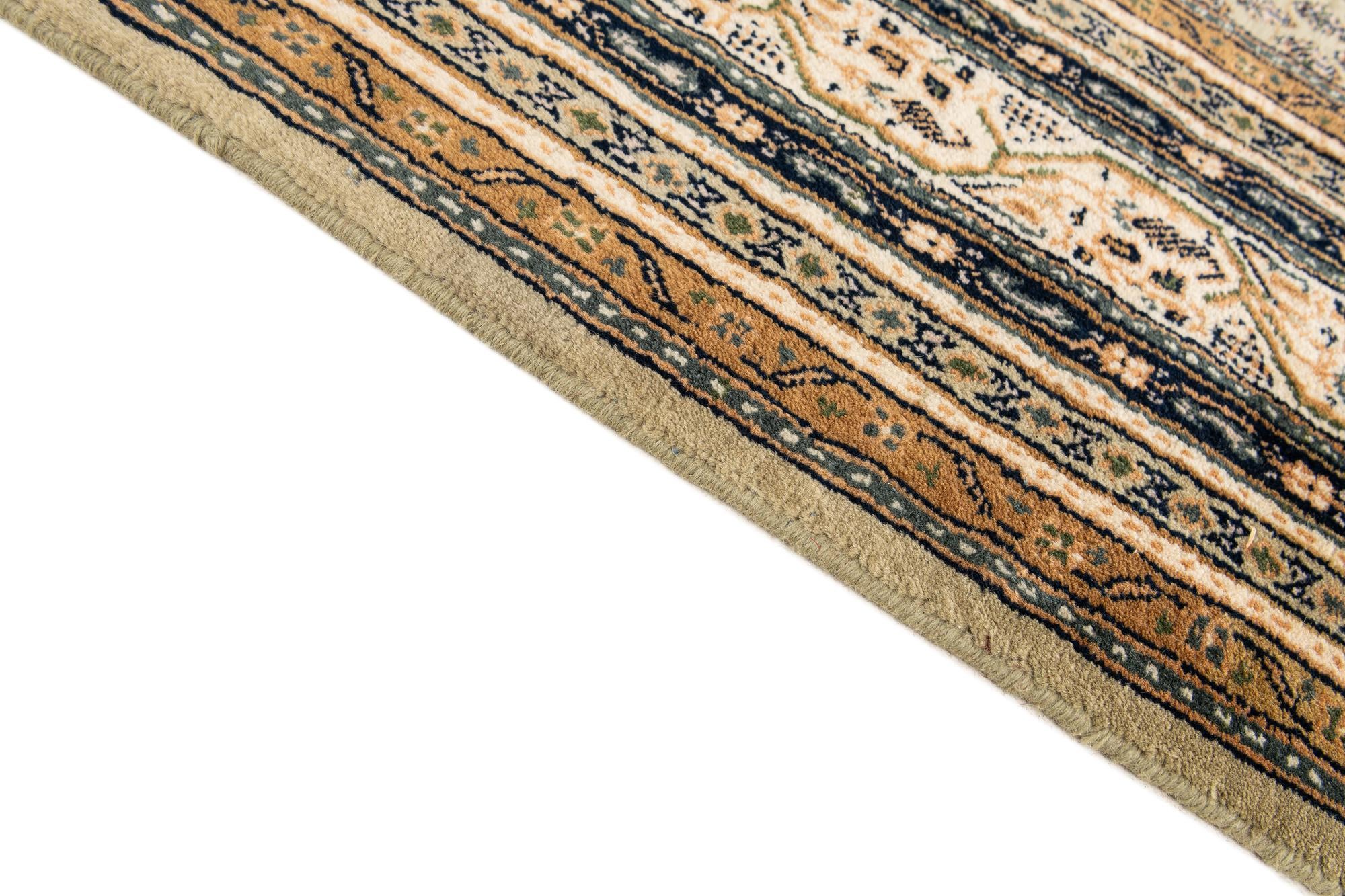 6' 7 x 9' 9 Hand Knotted Mir Wool Rug