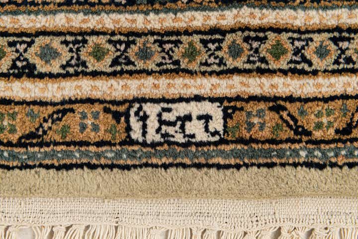 6' 7 x 9' 9 Hand Knotted Mir Wool Rug