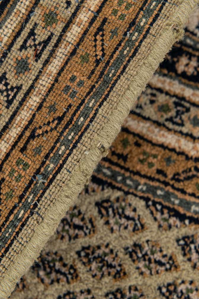 6' 7 x 9' 9 Hand Knotted Mir Wool Rug