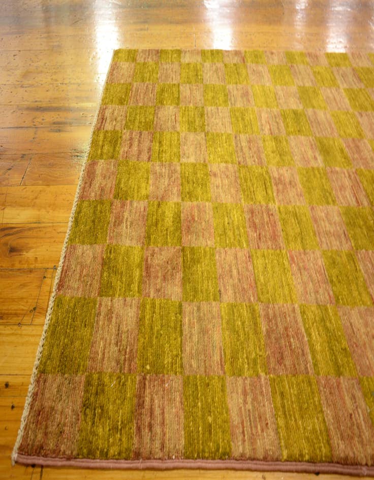 Detail image of 3' 2 x 4' 10  Hand Knotted Modern Ziegler Oriental Rug