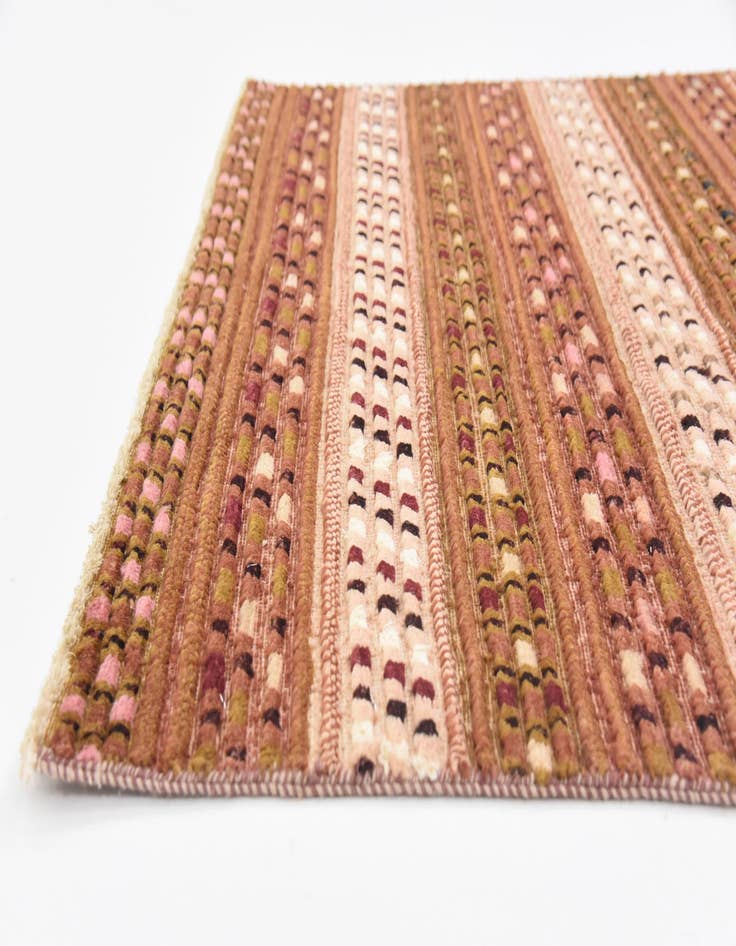 Detail image of 4' x 6'  Hand Knotted Modern Ziegler Rug