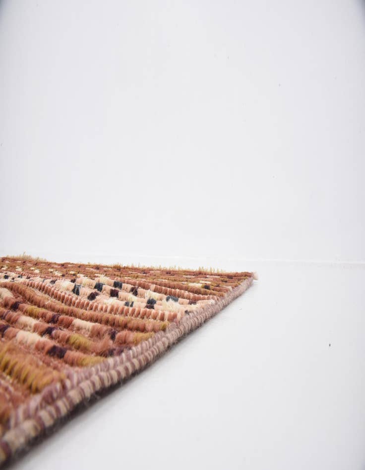 Detail image of 4' x 6'  Hand Knotted Modern Ziegler Rug