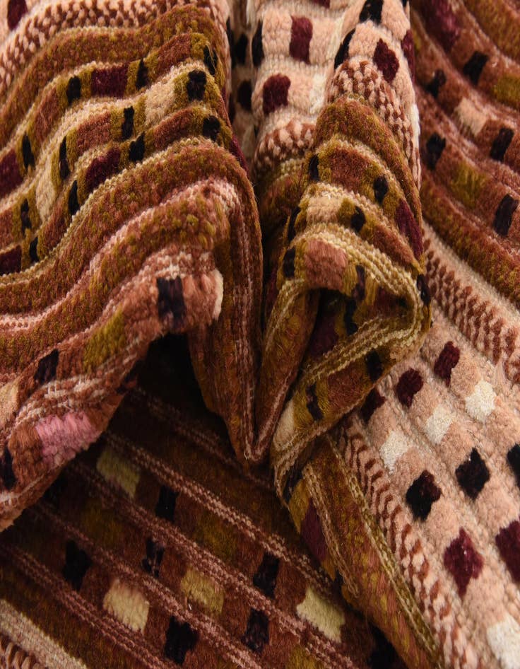 Detail image of 4' x 6'  Hand Knotted Modern Ziegler Rug