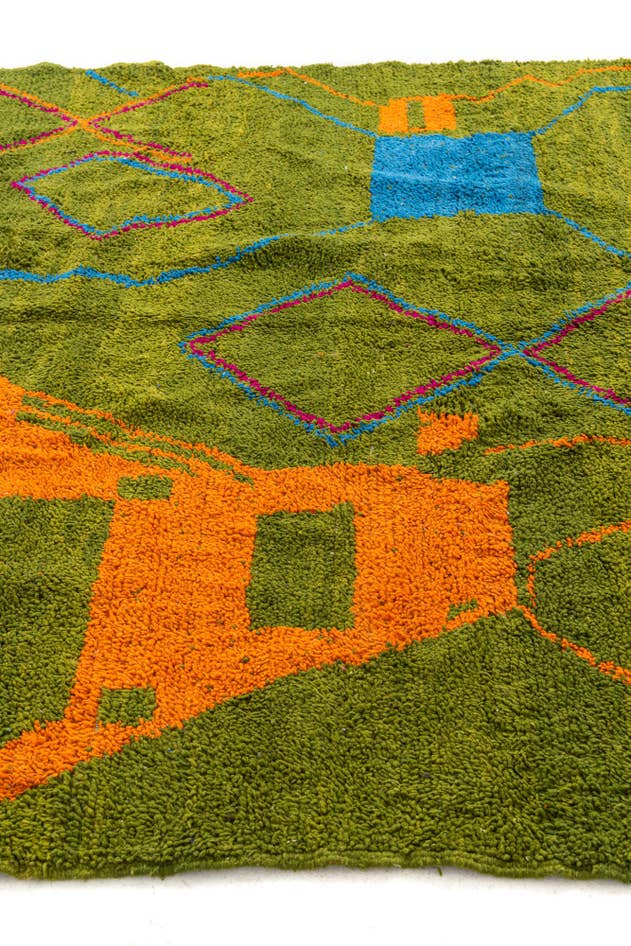 Detail image of 6' 10 x 9' 4 Hand Knotted Moroccan Wool Rug