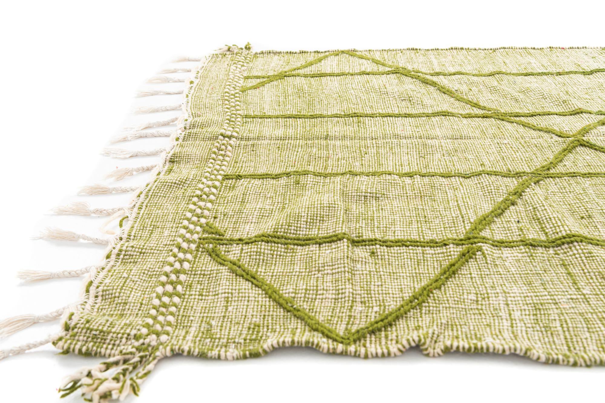 5' x 8' 5 Hand Knotted Moroccan Wool Rug