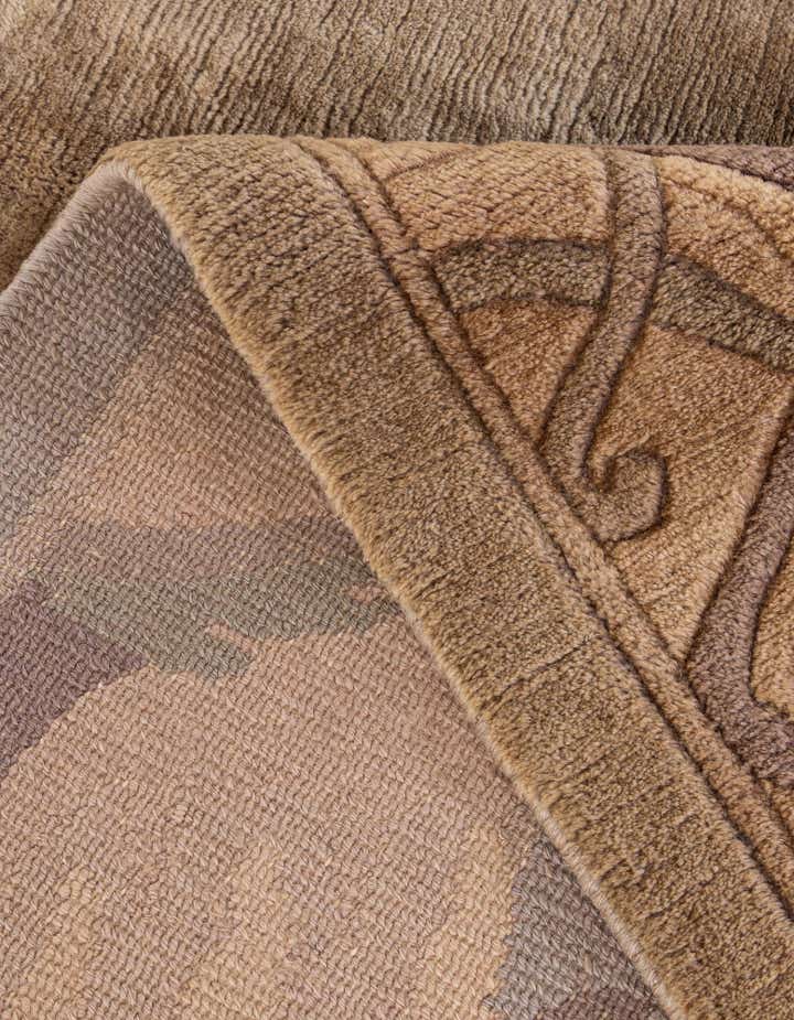 5' 5 x 7' 6 Hand Knotted Nepal Wool Rug