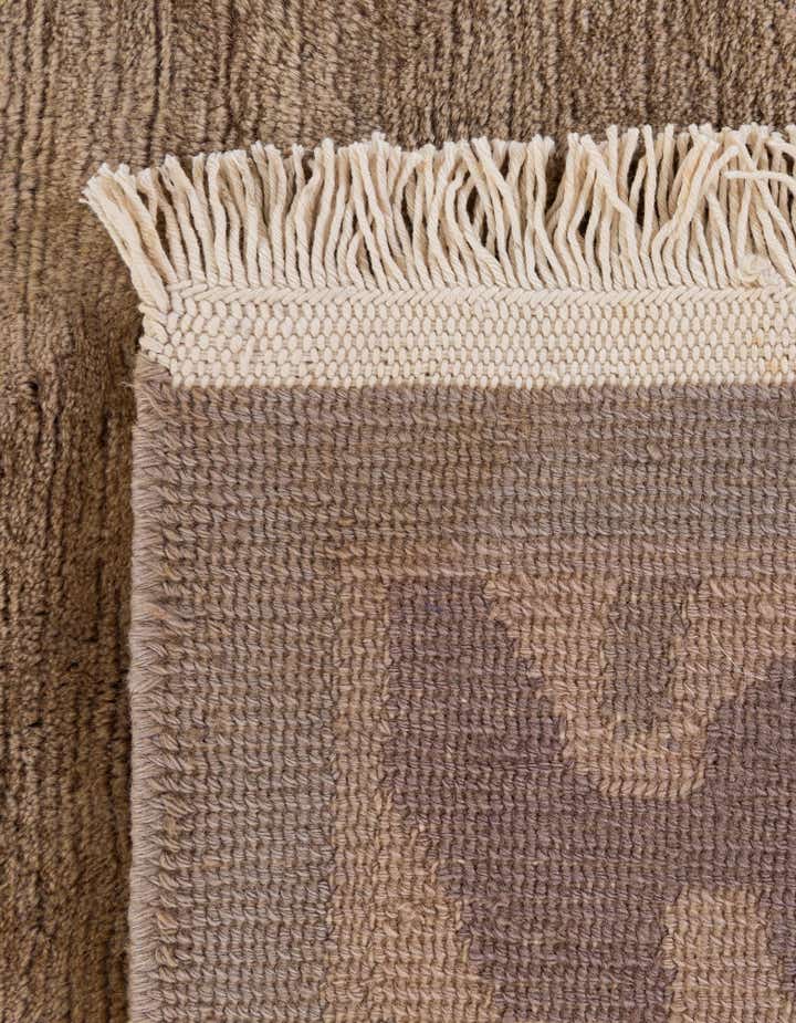 5' 5 x 7' 6 Hand Knotted Nepal Wool Rug