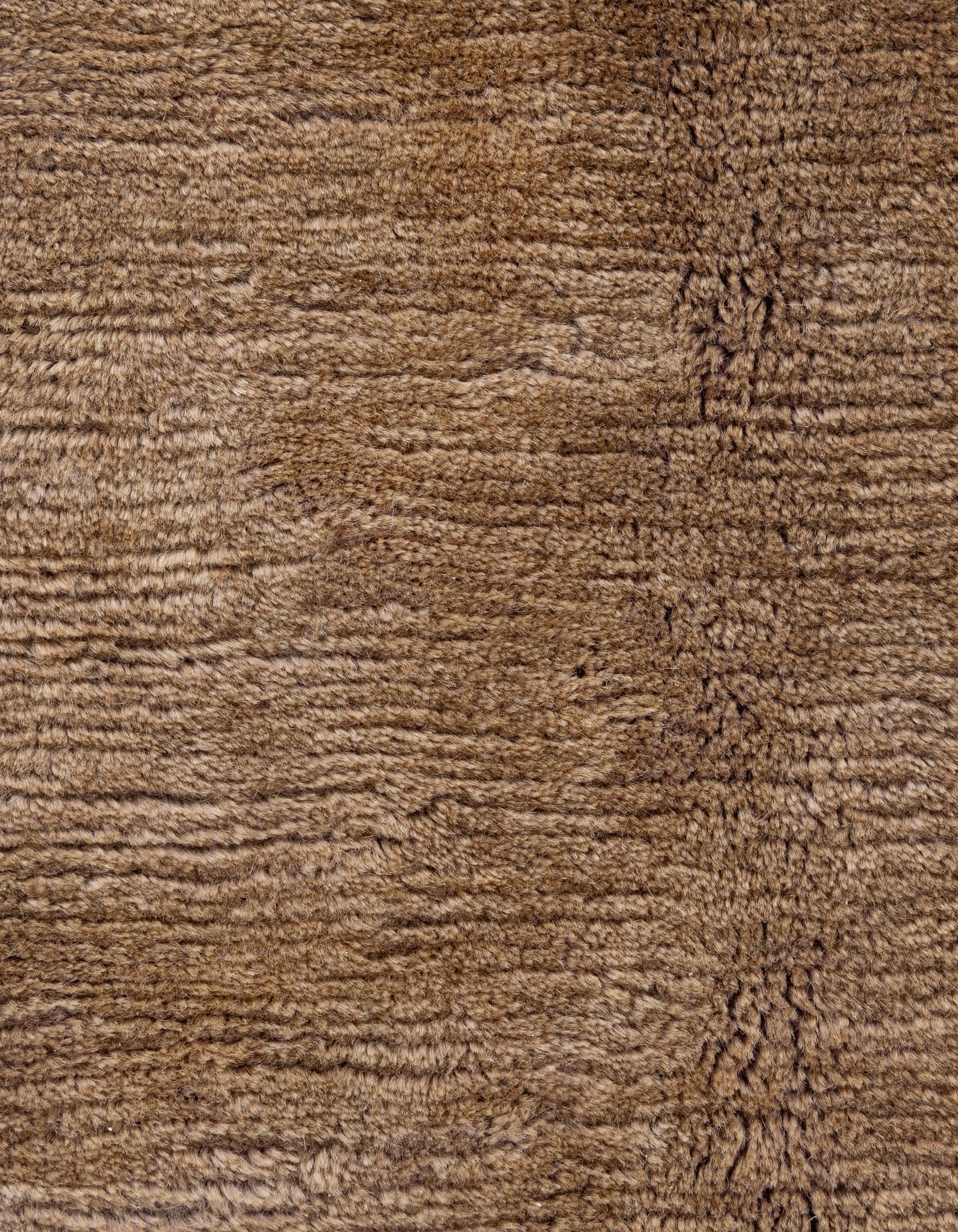 5' 5 x 7' 6 Hand Knotted Nepal Wool Rug