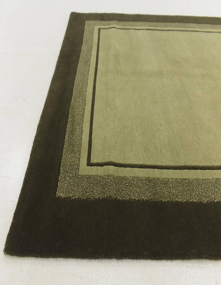 Detail image of 4' 7 x 6' 8 Hand Knotted Nepal Wool Rug