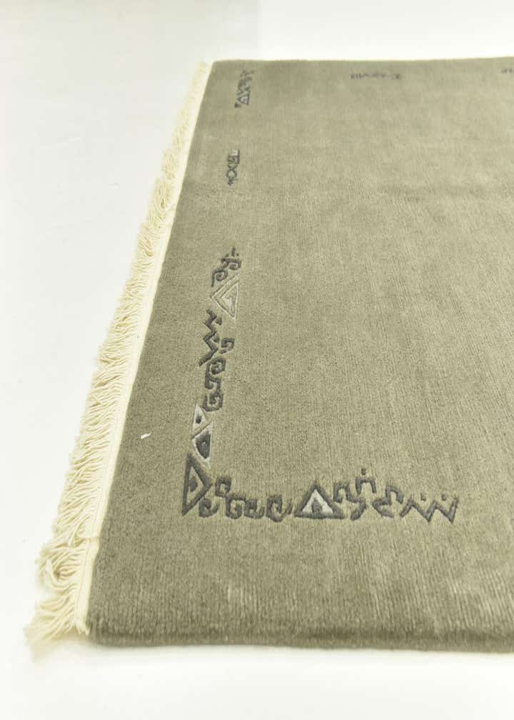 5' 7 x 7' 10 Hand Knotted Nepal Wool Rug