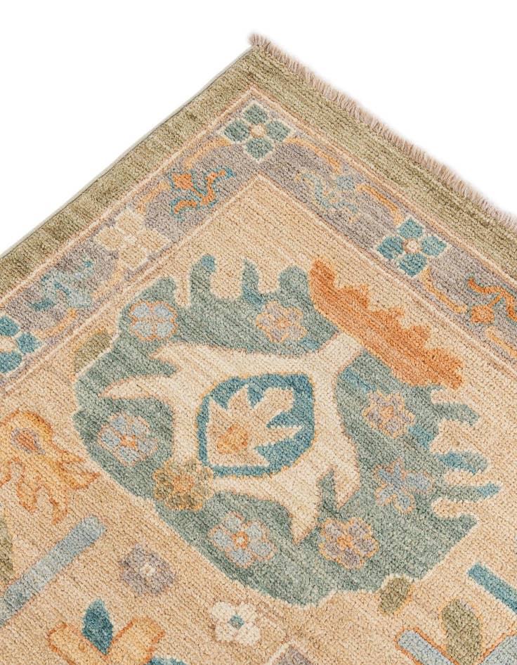 Detail image of 8' 1 x 9' 10  Hand Knotted Oushak Wool Rug