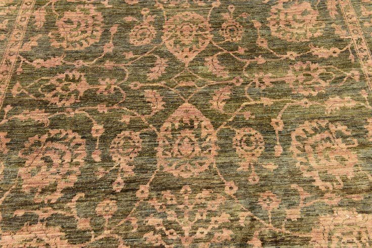 Detail image of 6' 6 x 10' Hand Knotted Peshawar Ziegler Rug