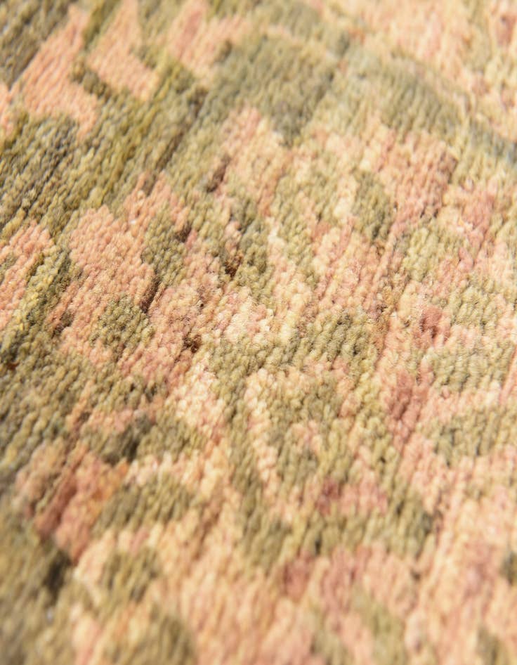 Detail image of 6' 6 x 10' Hand Knotted Peshawar Ziegler Rug