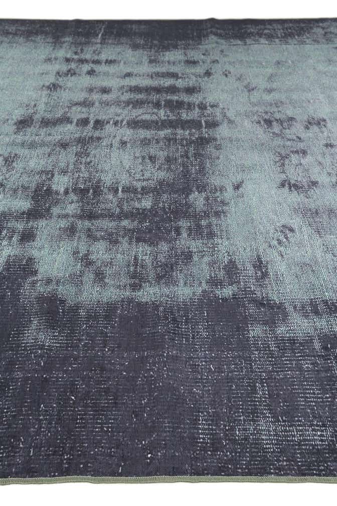 8' x 9' 10 Renaissance Rug