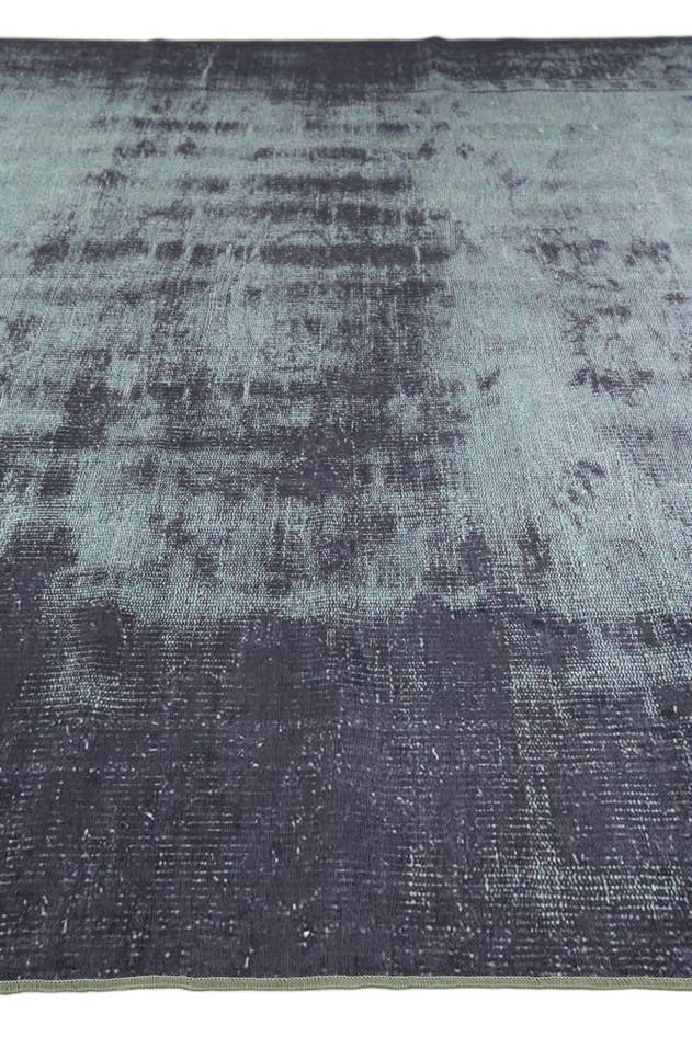 Detail image of 8' x 9' 10 Renaissance Rug