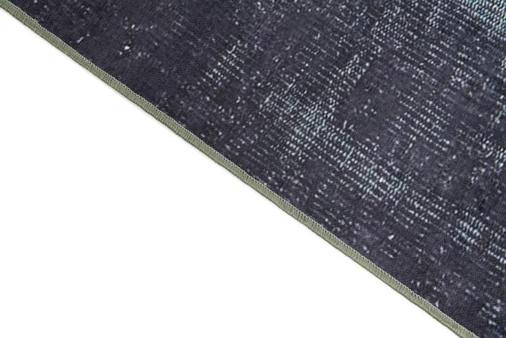 Detail image of 8' x 9' 10 Renaissance Rug